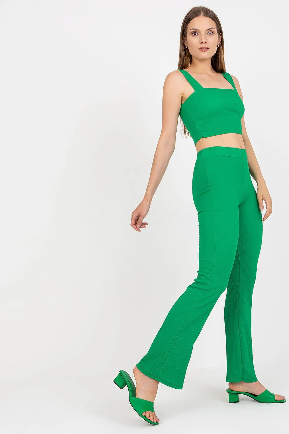 Ensemble moderne pour femme rose vif débardeur ajusté pantalon taille haute jambes larges élasthanne polyester chic casual