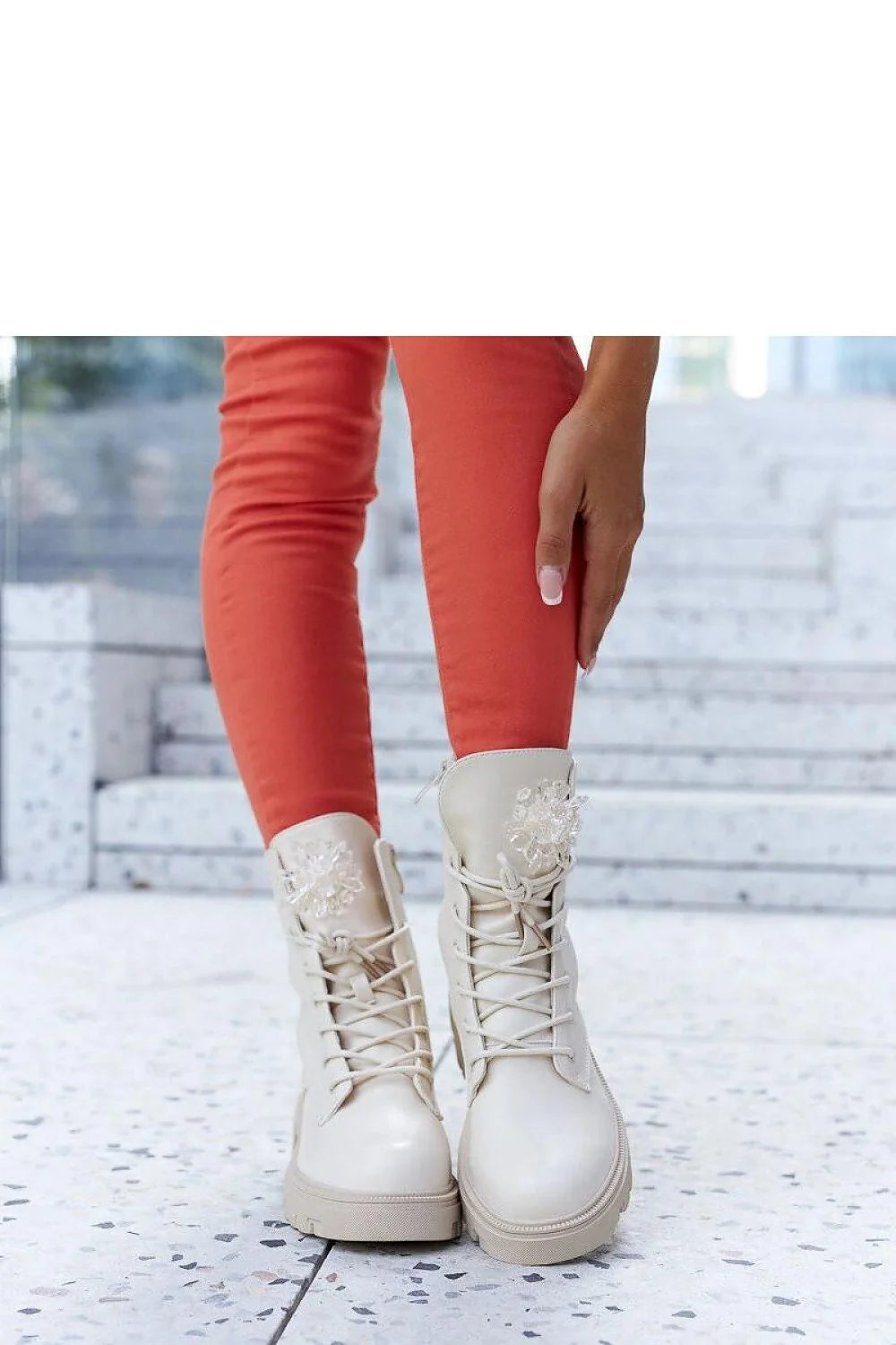 Bottines beiges Accadia perles décoratives mode moderne élégance femme confort hiver été cuir Zam éco-friendly