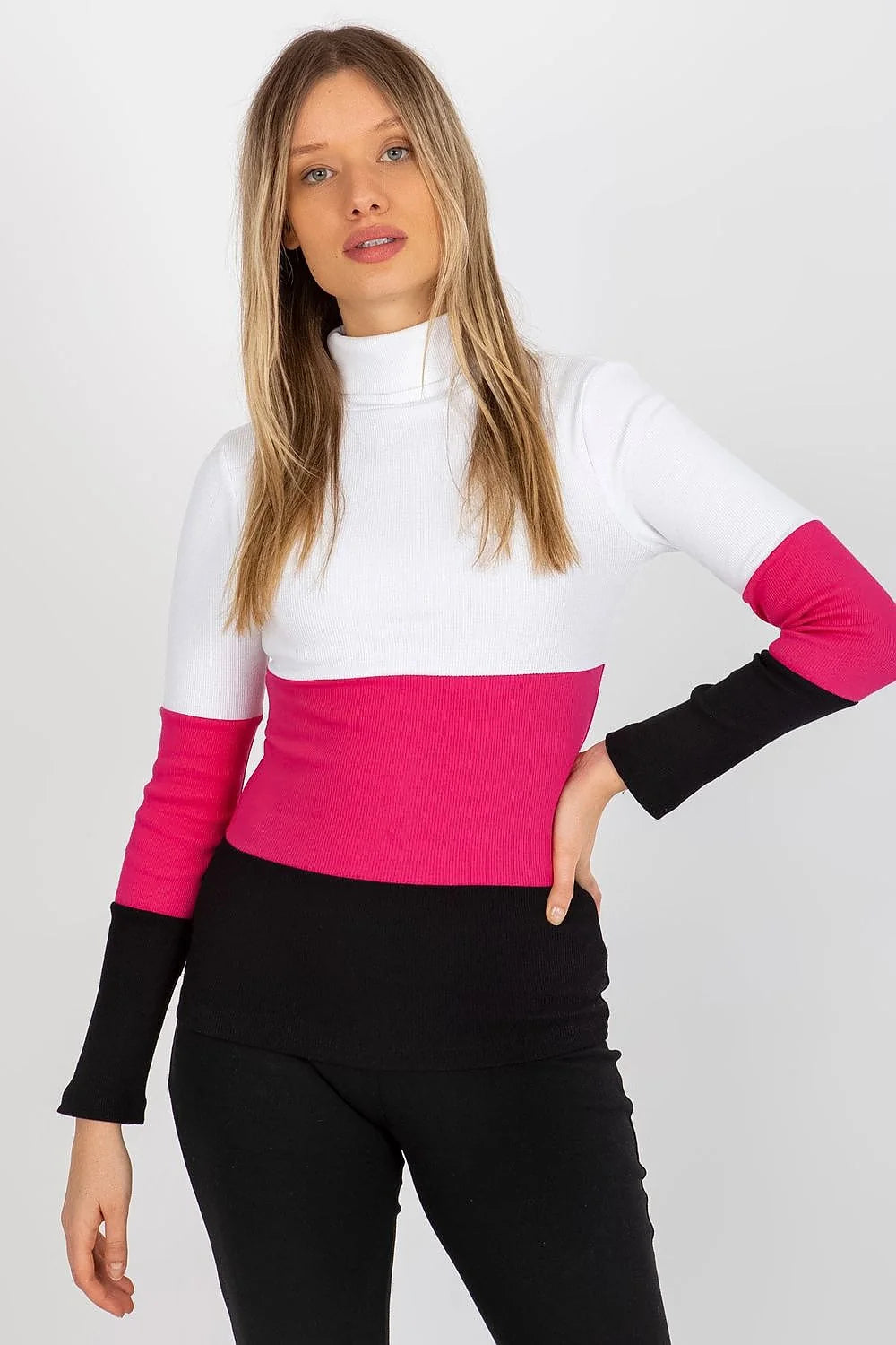 Pull col roulé multicolore maille côtelée coton élasthanne bleu rose vert ajusté manches longues ourlets nets design moderne