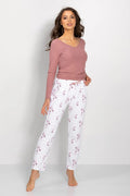 Pyjama coton doux rosé pâle imprimé floral haut côtelé col V ajusté pantalon blanc motifs floraux coupe droite