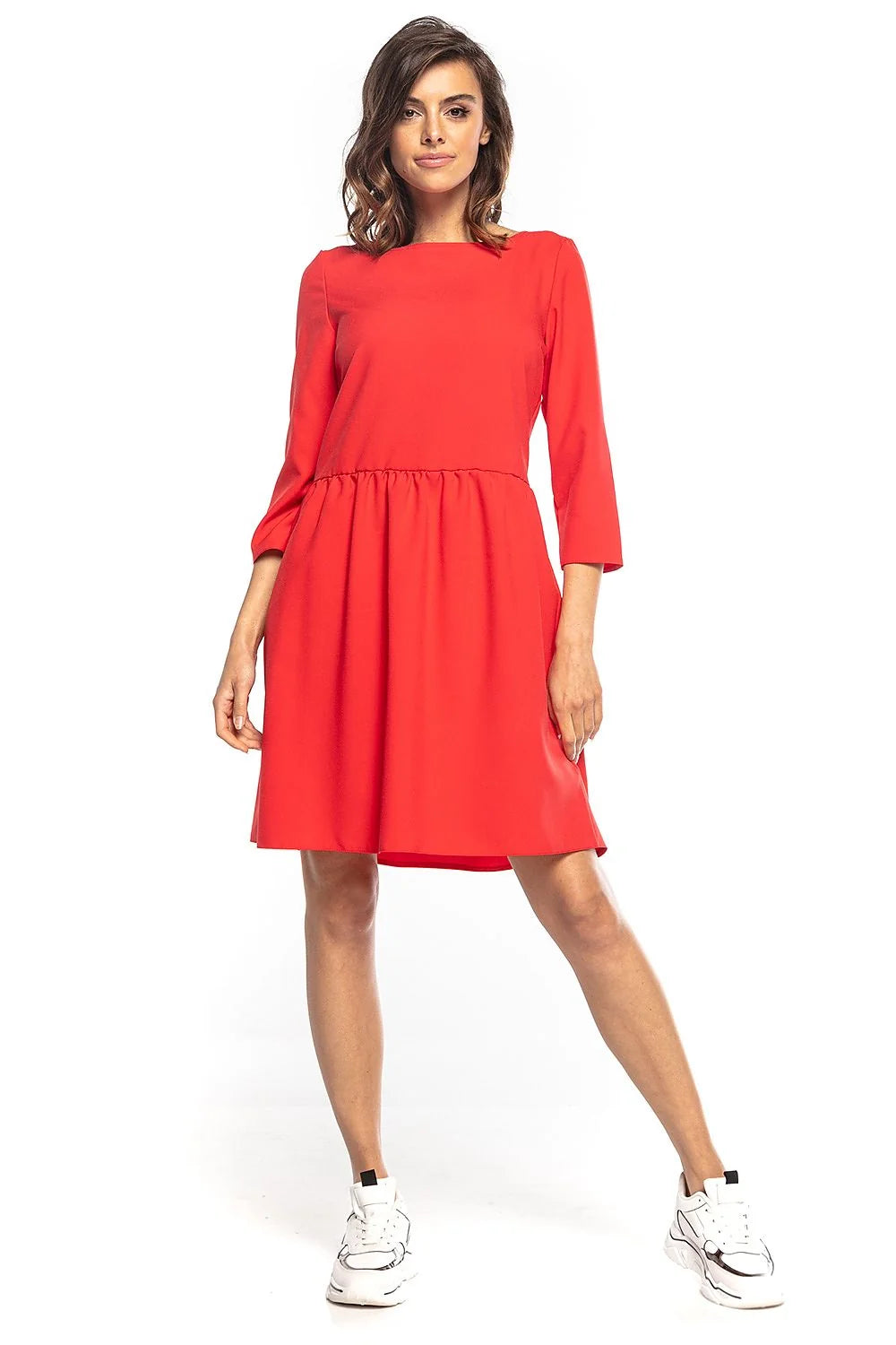 Robe évasée en coton bleu canard moderne confortable manches trois-quarts chic pour femme élégante
