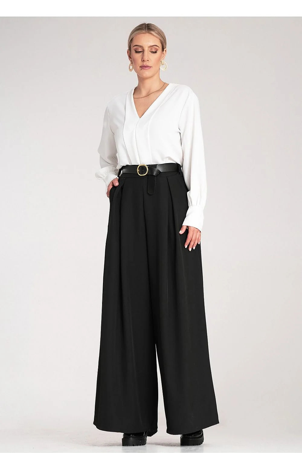 Pantalon femme Figl élégant noir ceinture boucle dorée chemisier blanc V-neck longues manches polyester elasthanne