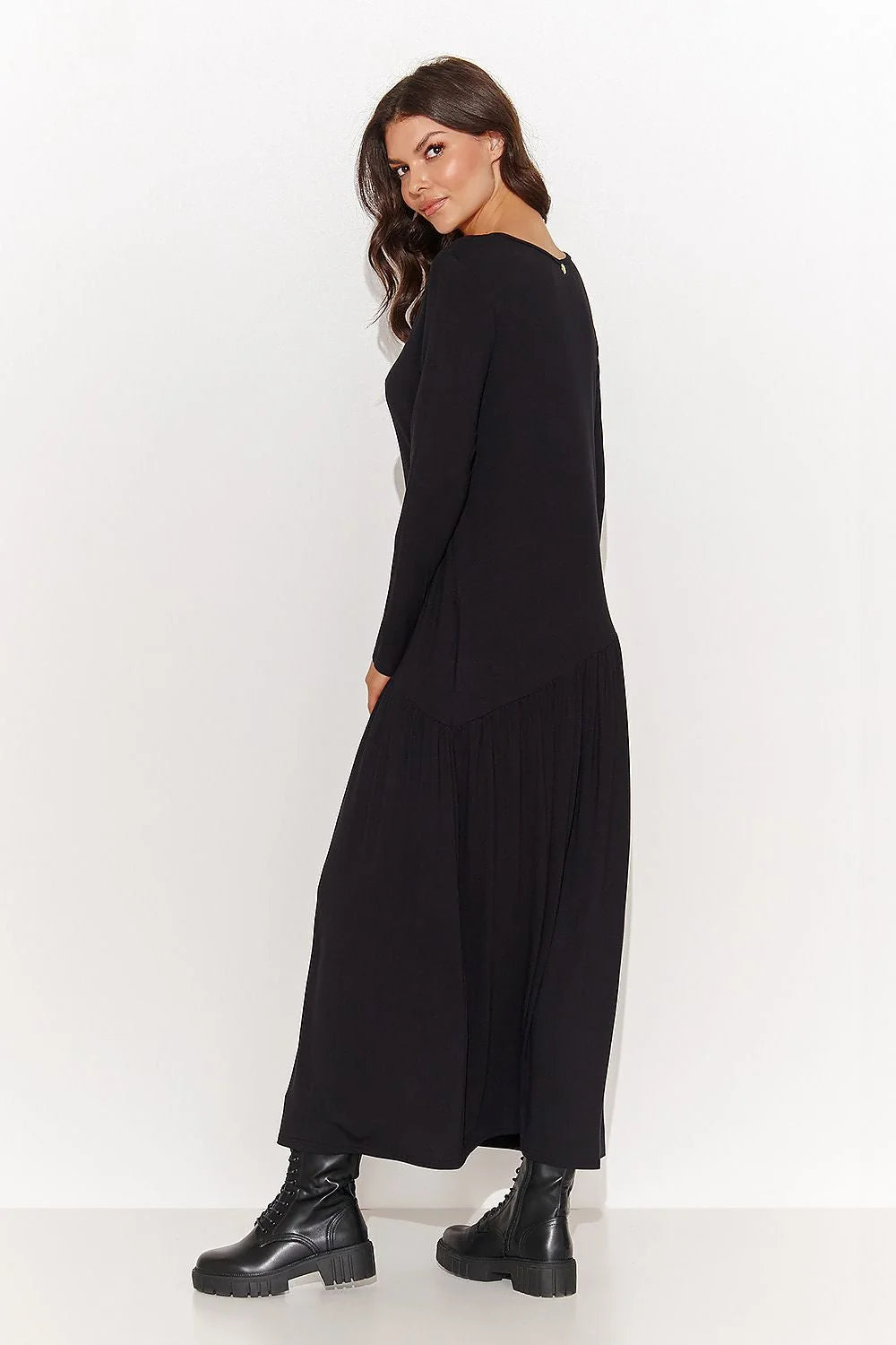 Robe de jour moderne longue manches longues en maille viscose couleur noire et graphite femme élégante occasionnels décontractés et formelles