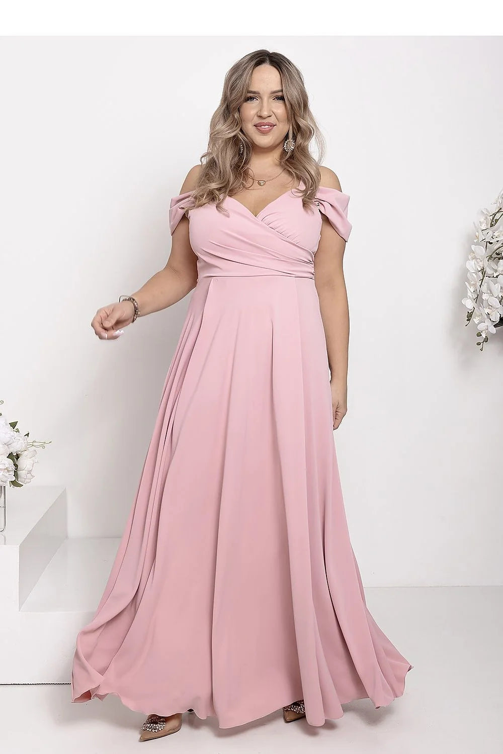 Robe de soirée élégante longue décolleté en cœur fines bretelles jupe évasée fente haute taille ajustable femme