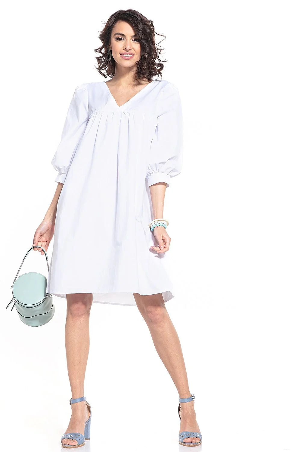 Robe élégante en coton noir manches 3/4 encolure V midi pour femme moderne et chic