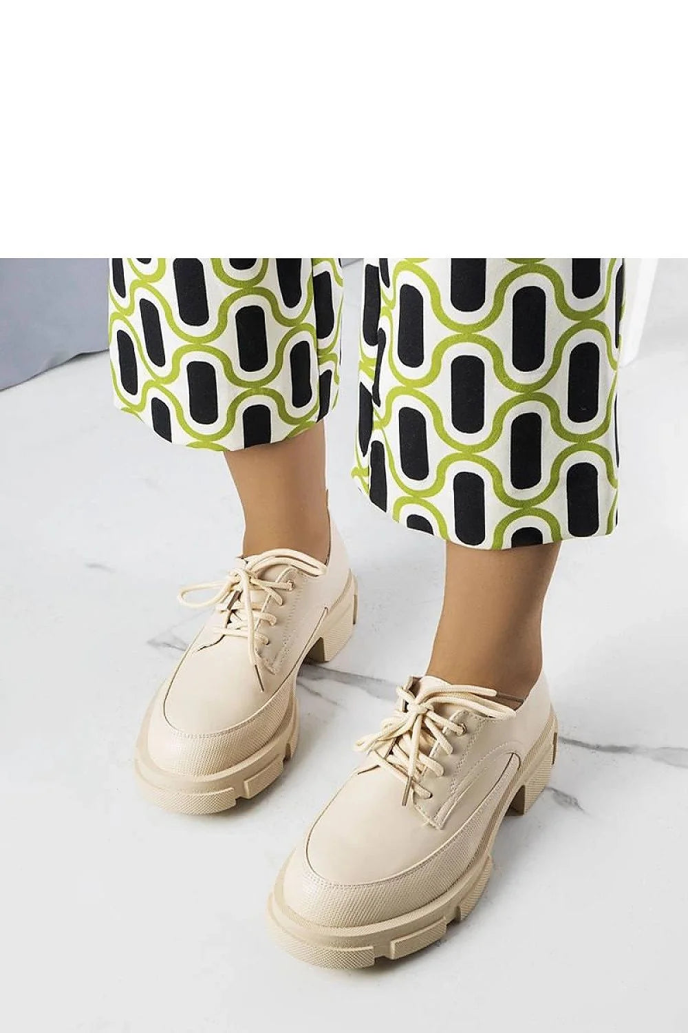 derby femme lacets cuir écologique beige crème chunky urbain semelle plateforme crantée talon bloc bas bout rond antidérapante