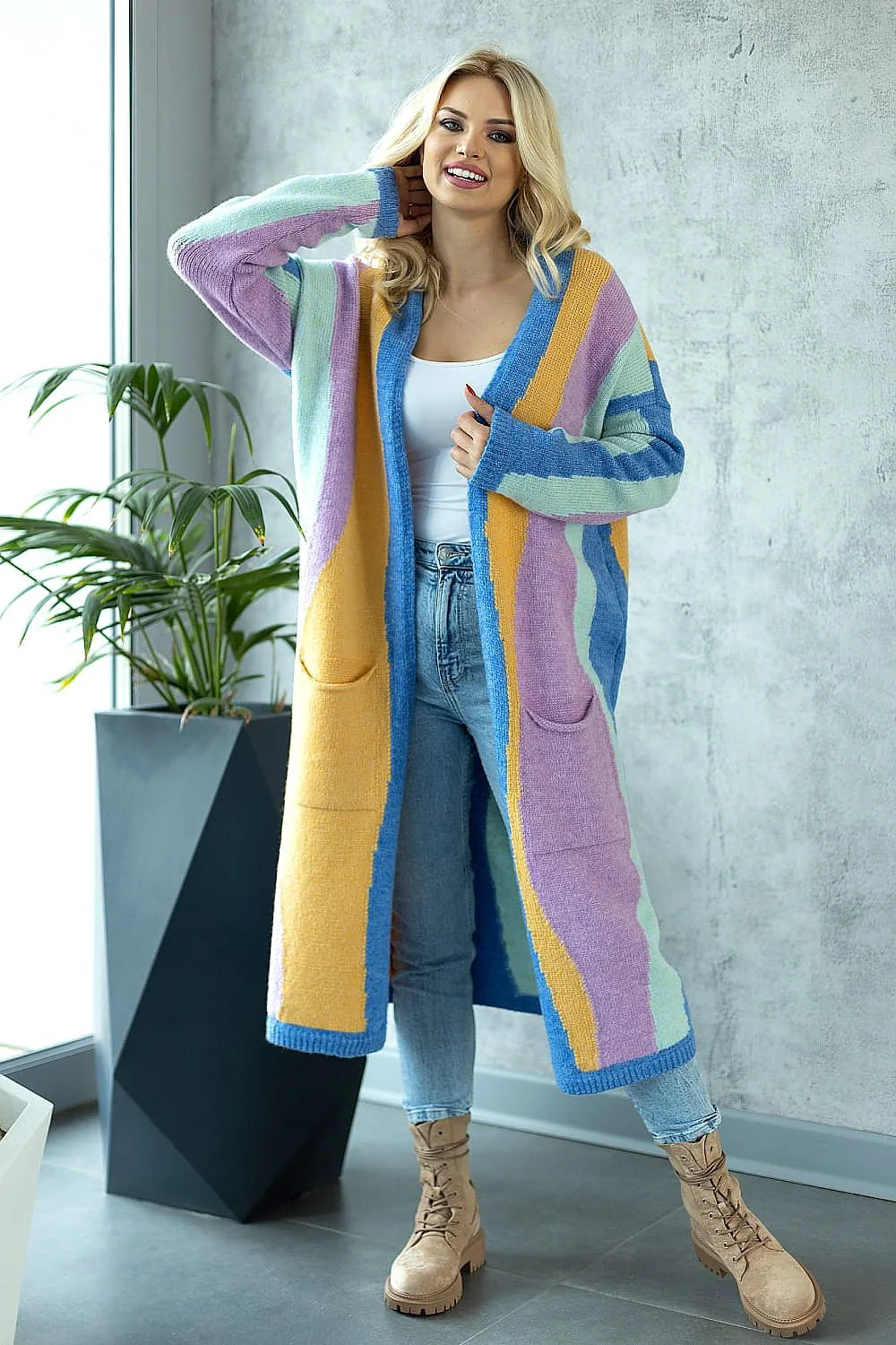 Cardigan Pee Ka Boo pour femmes long style audacieux couleurs vives matières douces sans fermeture manches longues