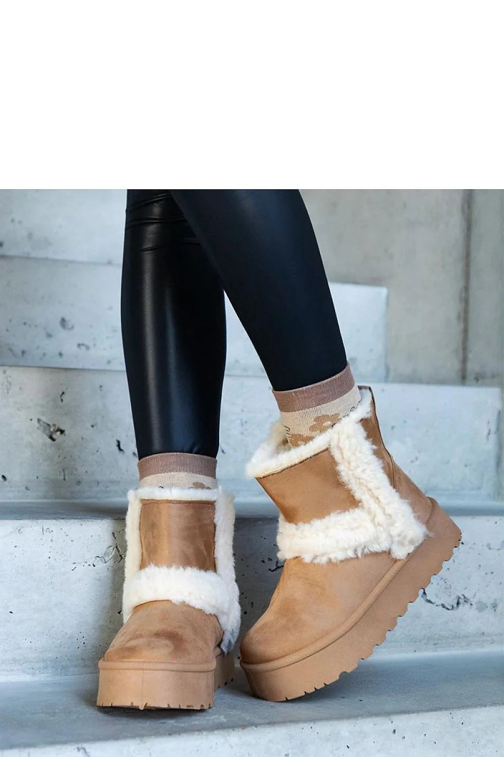 Bottes d'hiver femmes cuir style casual confort maximal semelle crantée fourrure synthétique chaleur optimale