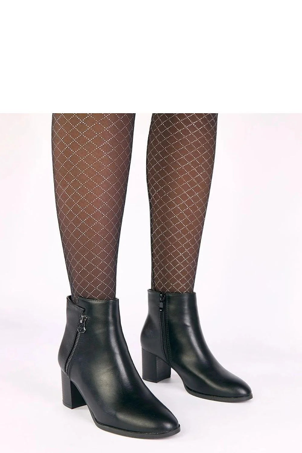 bottines femme cuir synthétique noir lisse bout arrondi talon bloc 7cm tige 12cm fermeture zippée latérale décorative doublure thermique confort