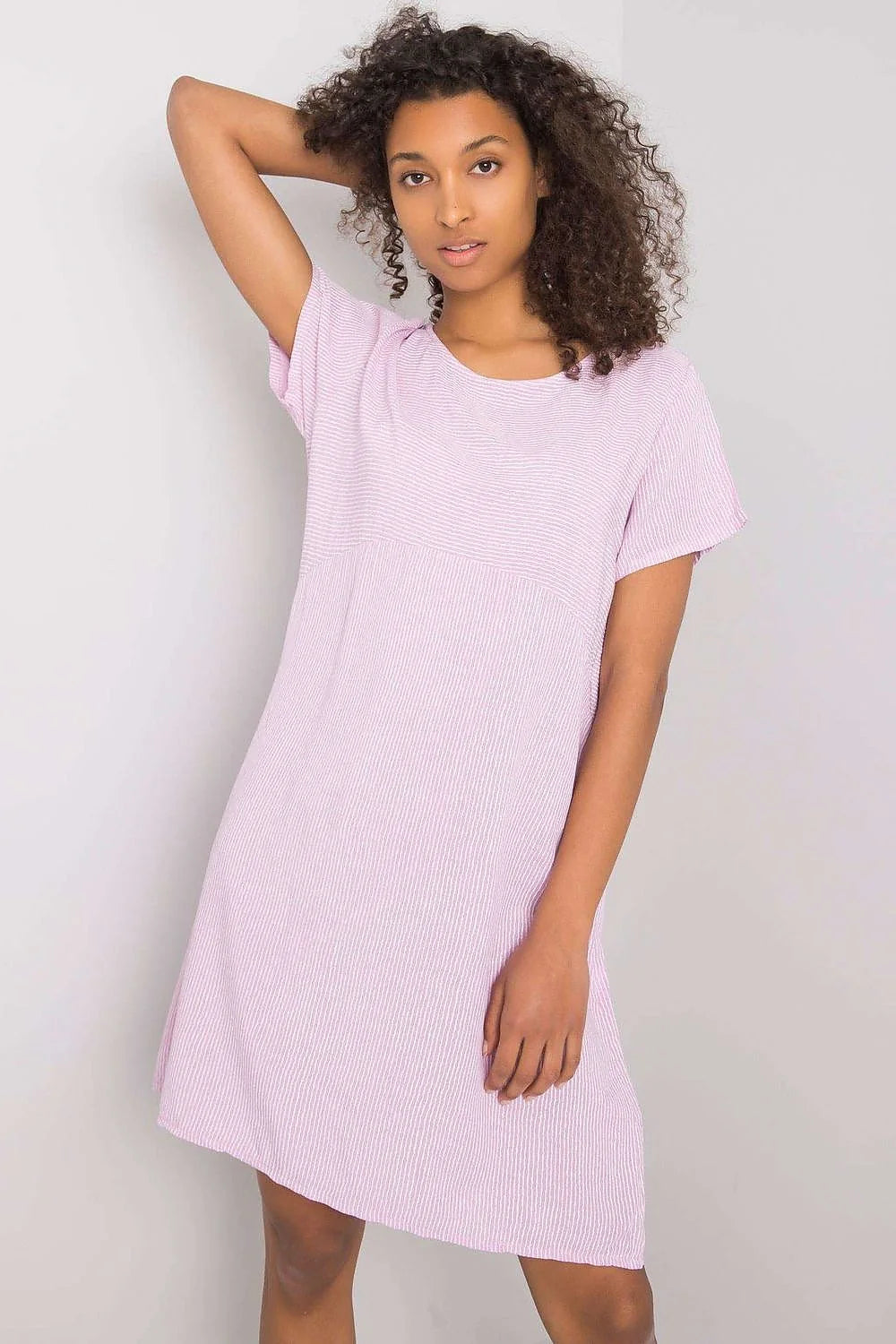 Robe rayée en viscose coupe droite encolure ronde manches courtes pour femmes occasion décontractée été