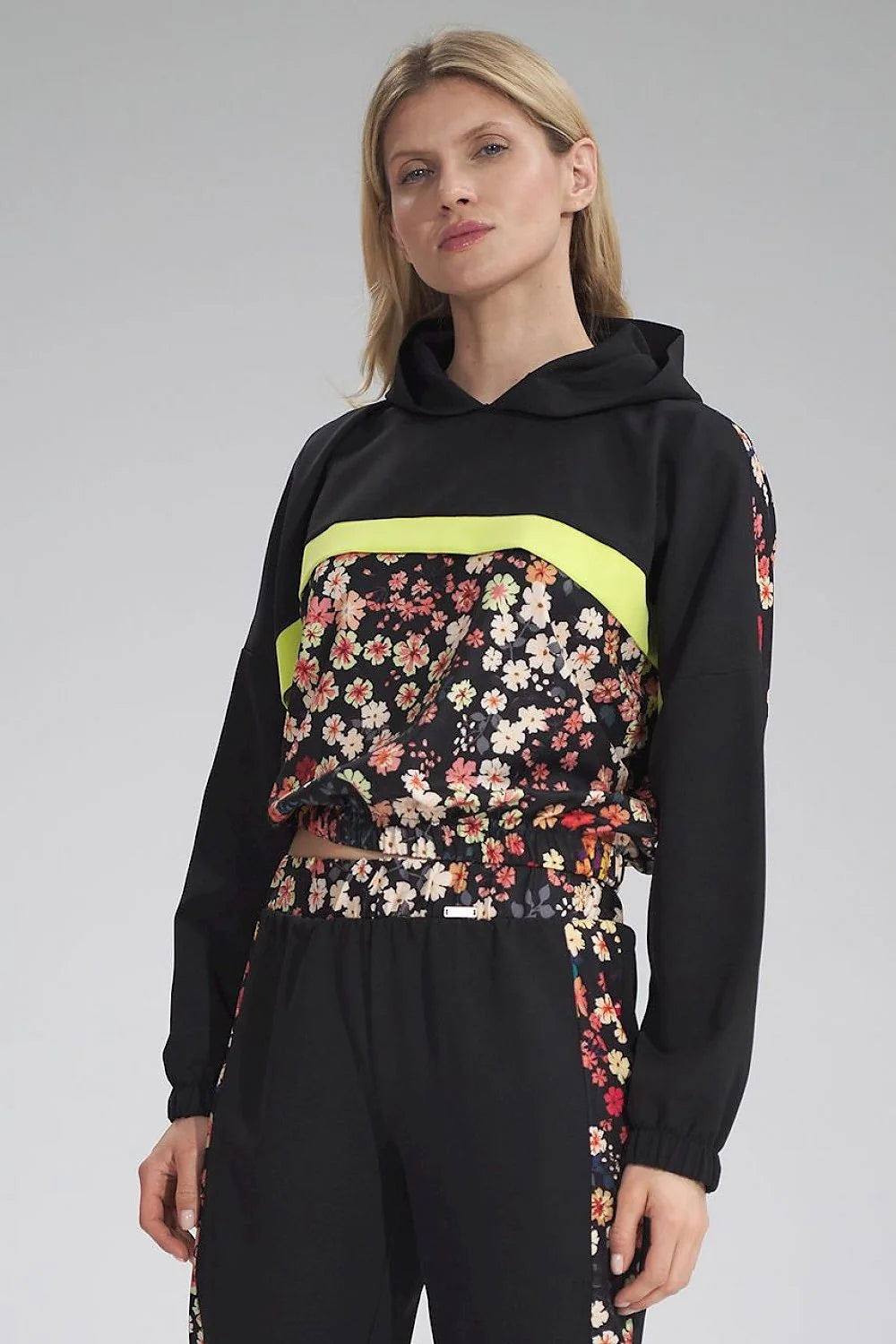 Ensemble sportif femme polyester athleisure confortable chic capuche élastique rose noir blanc survêtement