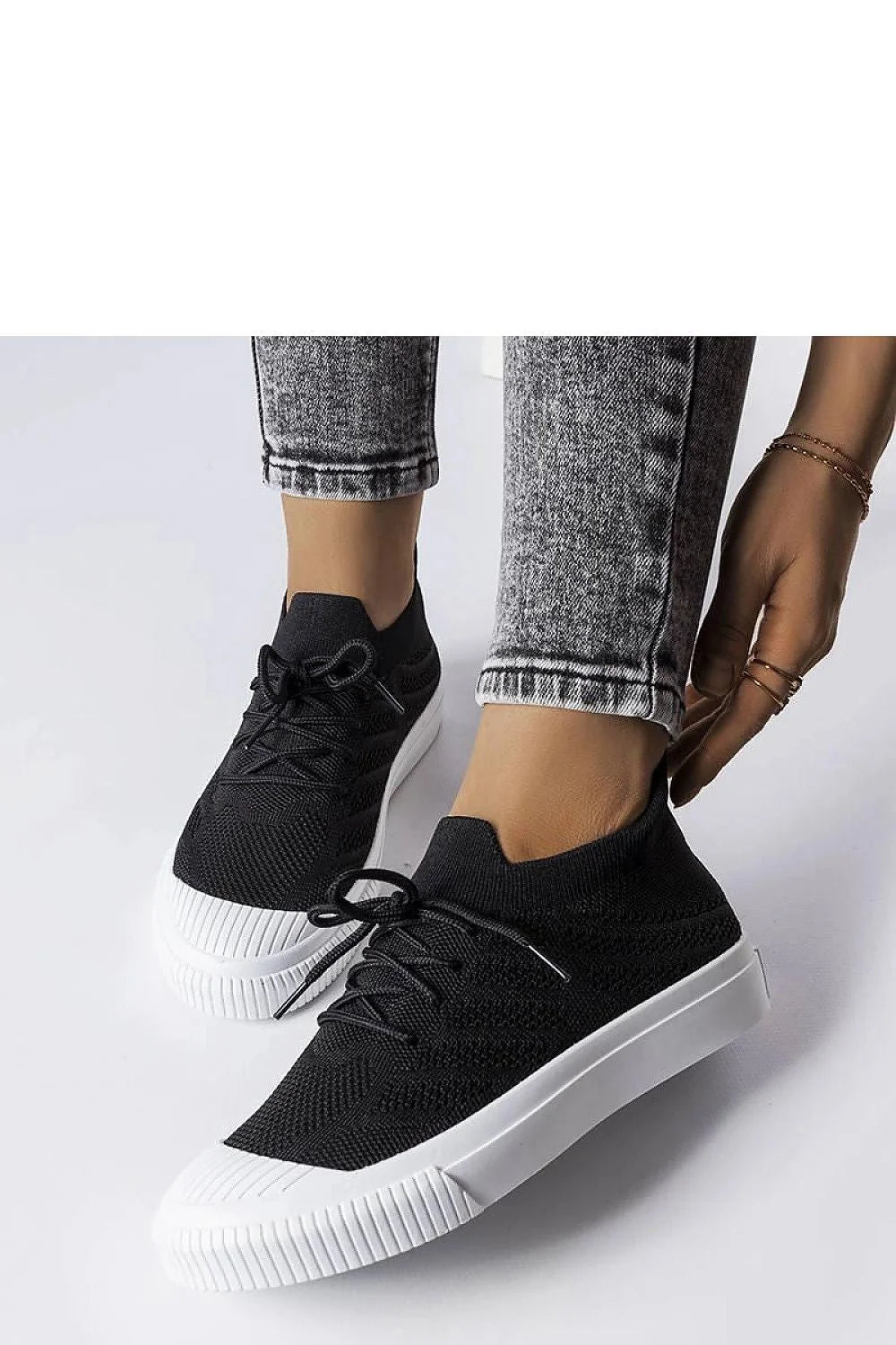 Baskets pour femme style moderne épuré mesh confortable basse sans couture semelle amortie résistante