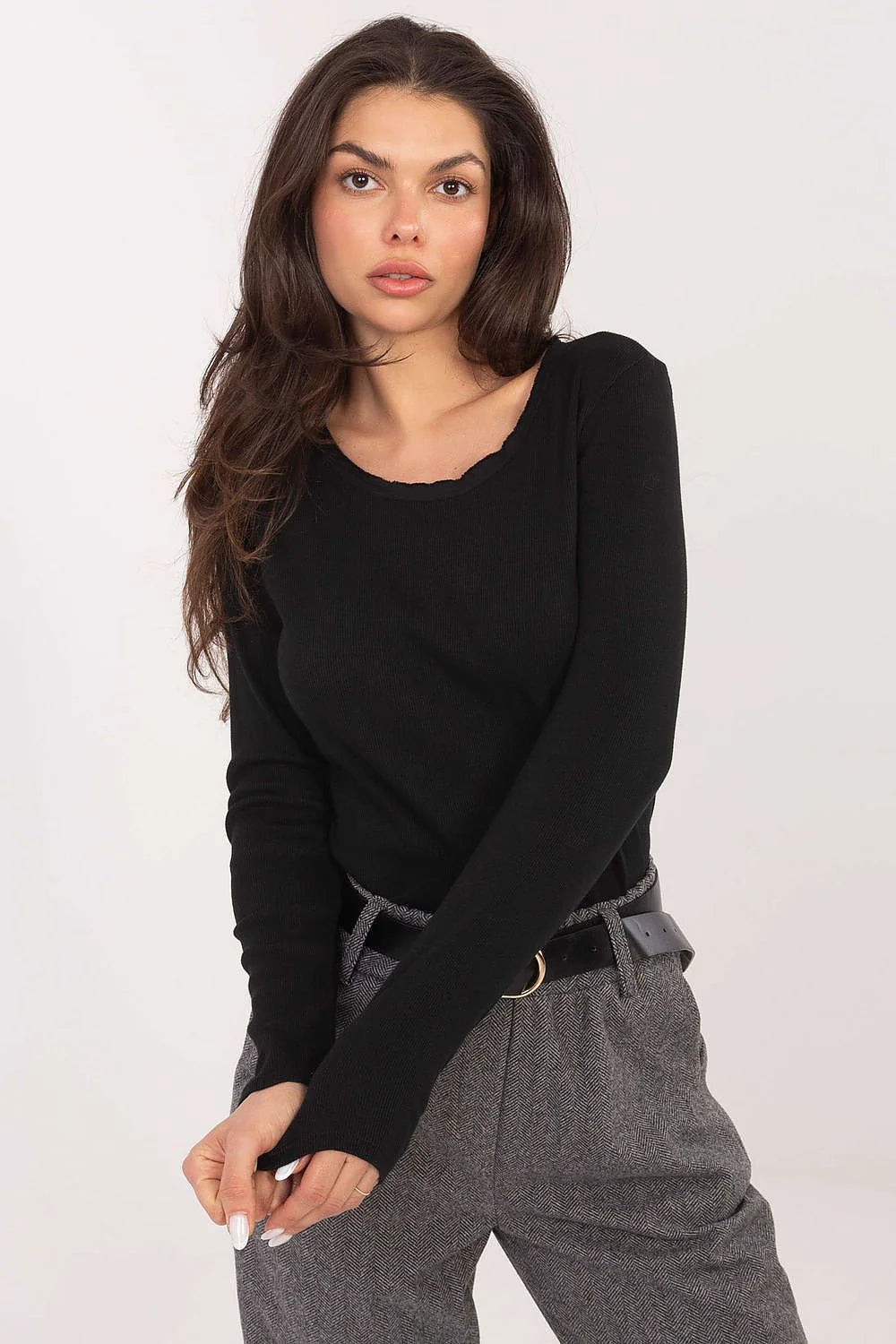 chemisier longsleeve côtelé coton élasthanne décontracté confortable respirant ajusté silhouette manches longues col rond patch dos discret minimaliste