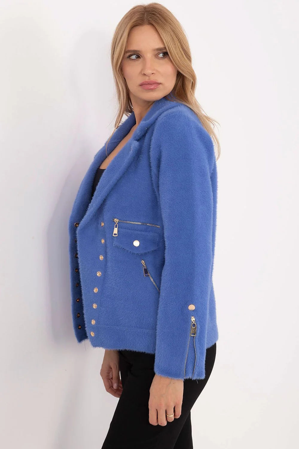 Veste MBM pour femme moderne élégante couleur bleue vive boutons dorés coupe structurée manches zippées poches latérales