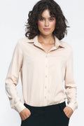 Chemise à manches longues beige élégante pour femmes coupe ajustée matière douce style professionnel occasion formelle