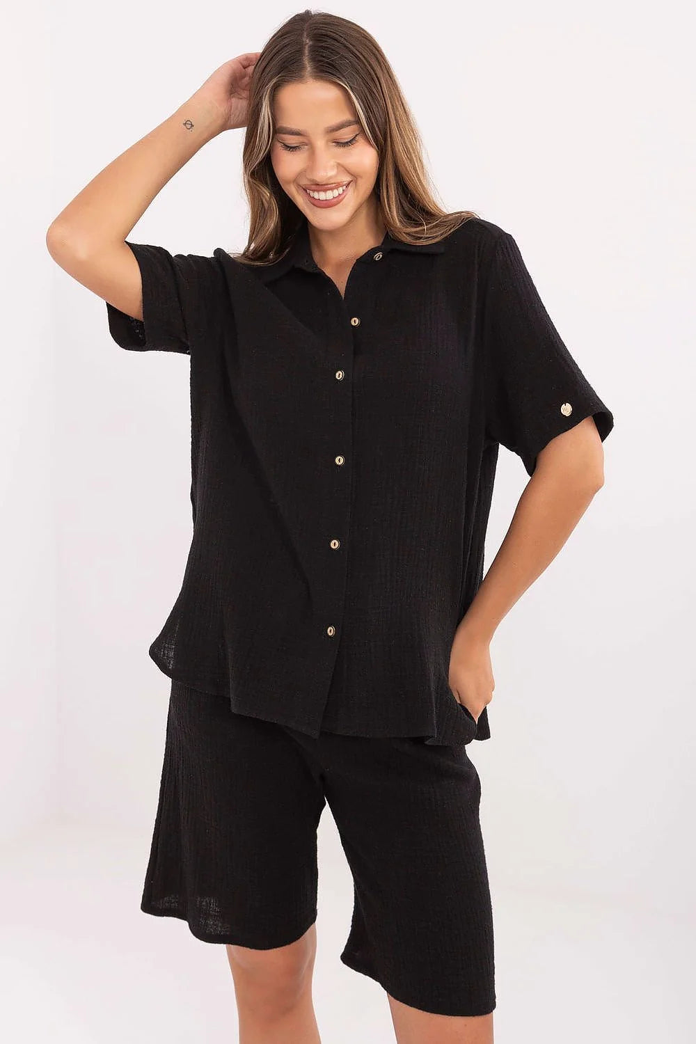 Ensemble Lakerta pour femme chemise short mousseline coton léger style minimaliste casual chic quotidien été