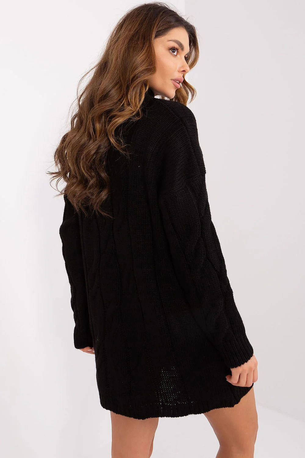 Pull-over long en maille torsadée noir manches longues col roulé pour femme automne hiver