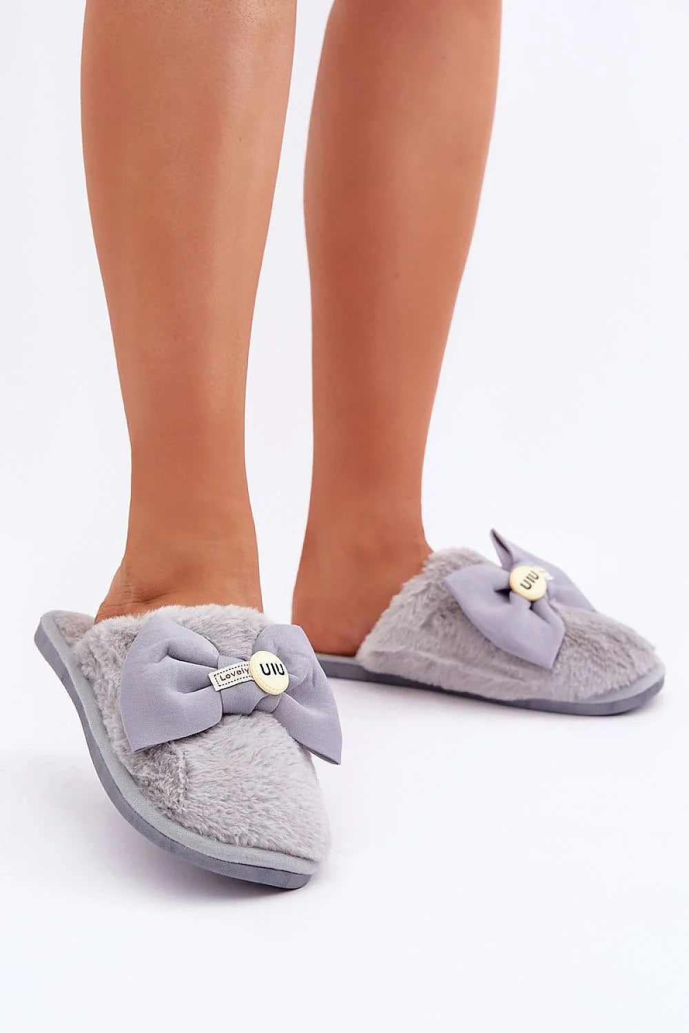Pantoufles femme confortables style mule fourrure synthétique nœud décoratif couleur gris clair semelle caoutchouc doublure chaude