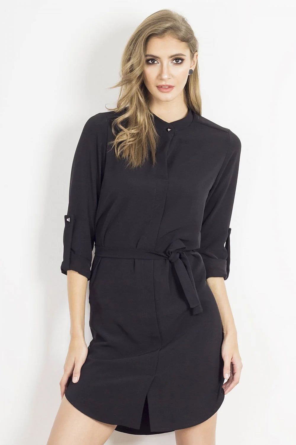 robe chemise viscose noire élégante manches longues ceinture nouée coupe droite cintrée longueur genoux asymétrique boutons bijou polonaise