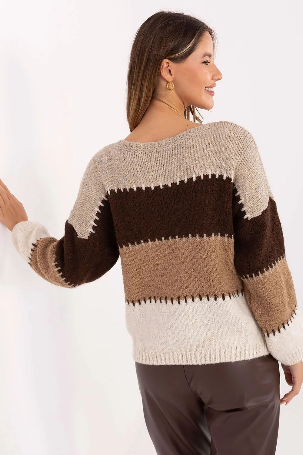 pull femme oversize maille épaisse rayures horizontales beige camel chocolat col rond manches longues bouffantes cocooning coupe boxy courte bordcotes