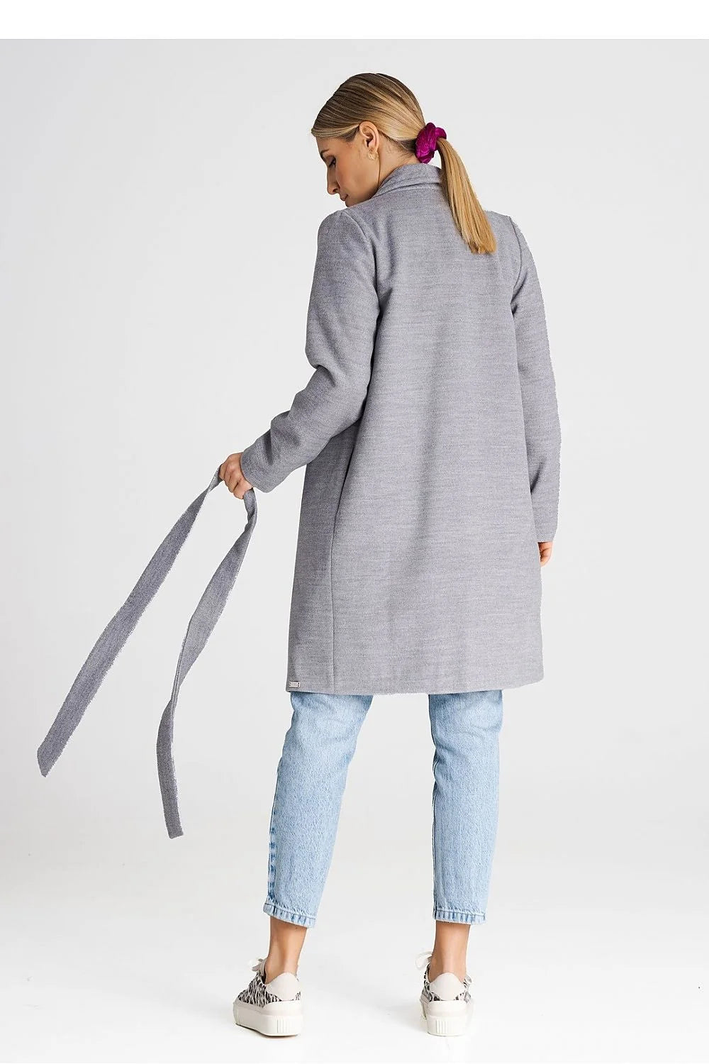 Manteau femme moderne design minimaliste couleur grise longueur genoux col châle sans boutons polyester viscose