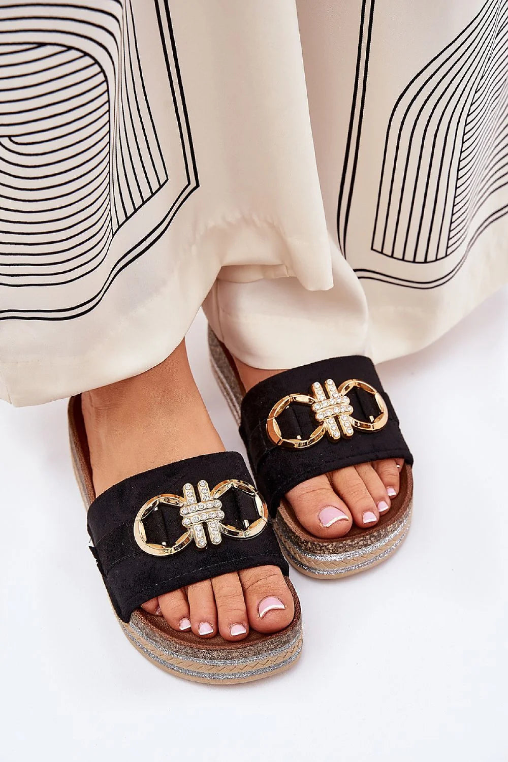 sandales mules plateforme femme suédine noire bout ouvert slipon enfiler chic décontracté doré strass semelle liège jute rembourrée