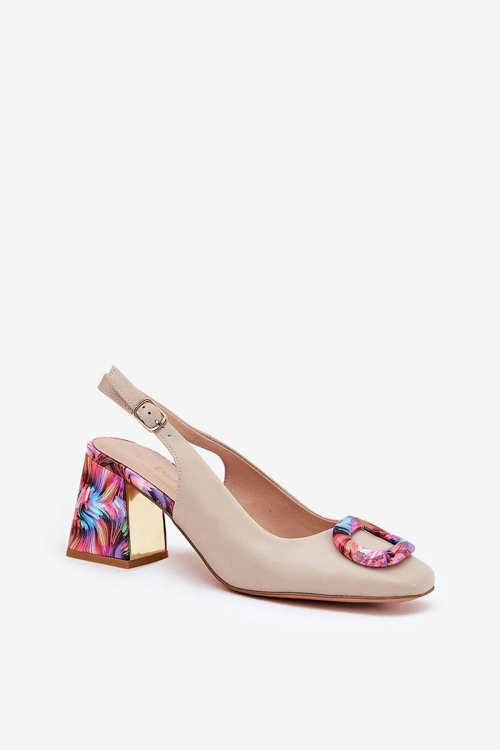 Sandales élégantes femmes cuir naturel beige clair détails décoratifs circulaires motifs colorés rose bleu noir talon carré ajustable confortable porté semi-formel
