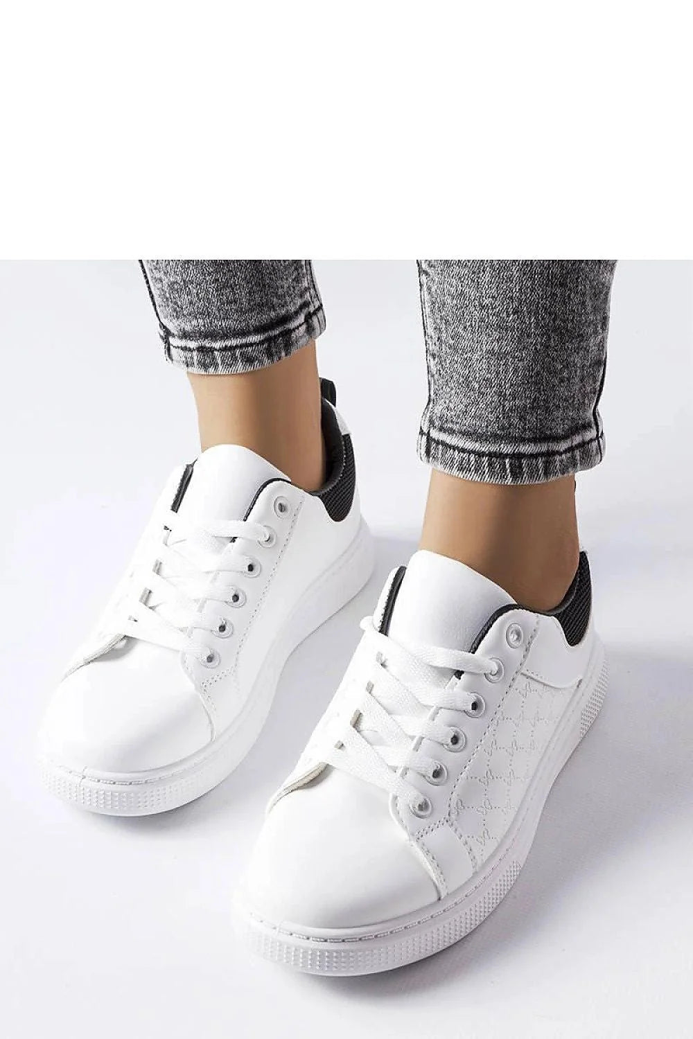 baskets Solea femmes basses lacées similicuir blanc motif losanges talon noir col rembourré semelle caoutchouc épaisse respirante confortable urbaine élégante