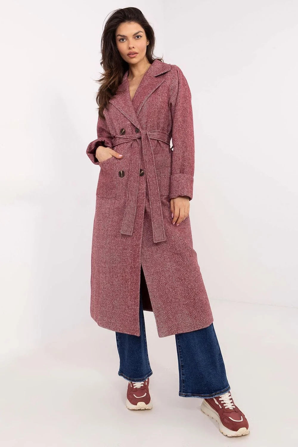 Manteau long pour femme style sophistiqué rose motif chevron laine élasthanne polyester coupe droite ceinture poches