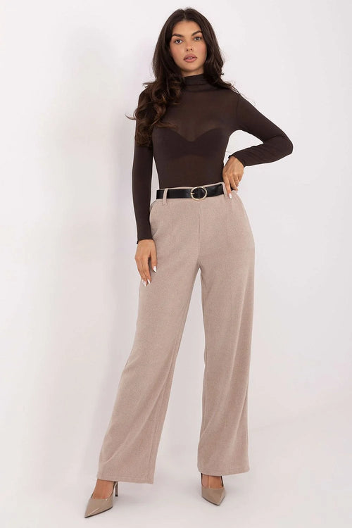 pantalon femme velours côtelé beige taille haute jambes larges coupe moderne confortable polyester elasthanne poches latérales ceinture boucle dorée chevillière
