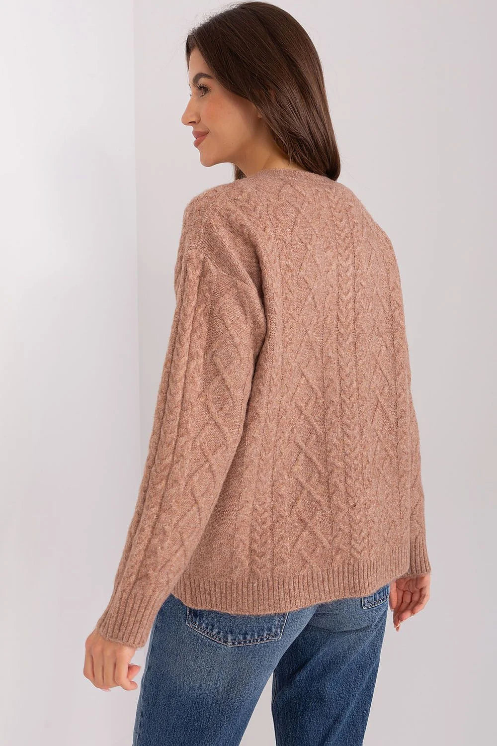 cardigan femme gilet maille torsadée vieux rose oversize col V profond gros boutons contrastés poches plaquées