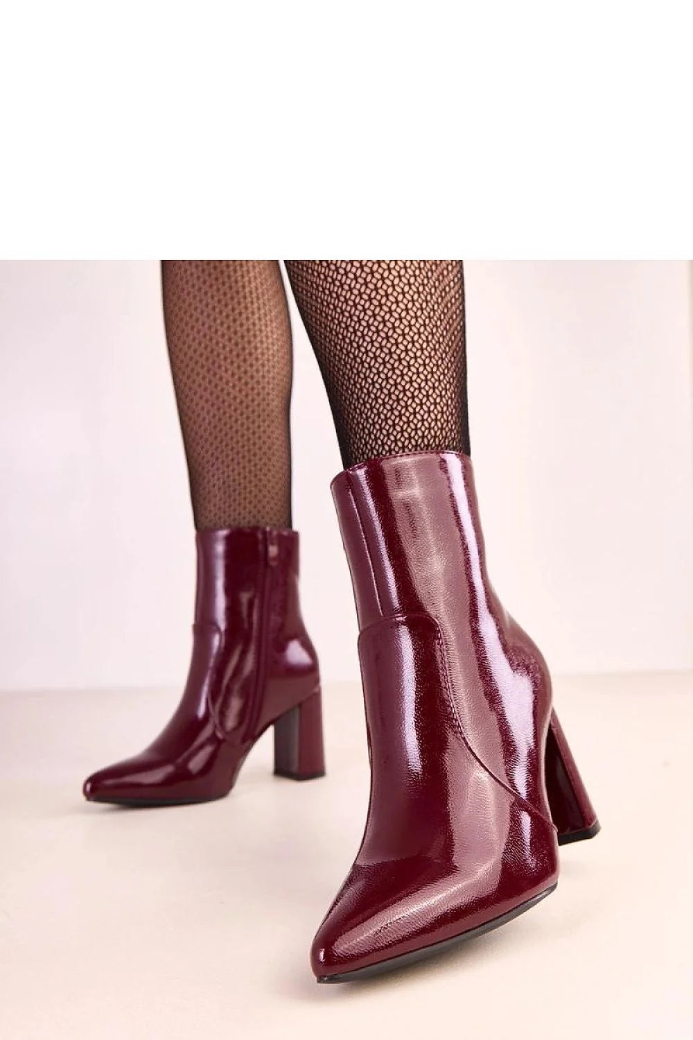 bottines cheville cuir écologique verni bordeaux bout pointu talon 8cm bloc carré stabilité confort doublure chaude semelle tissu fermeture éclair