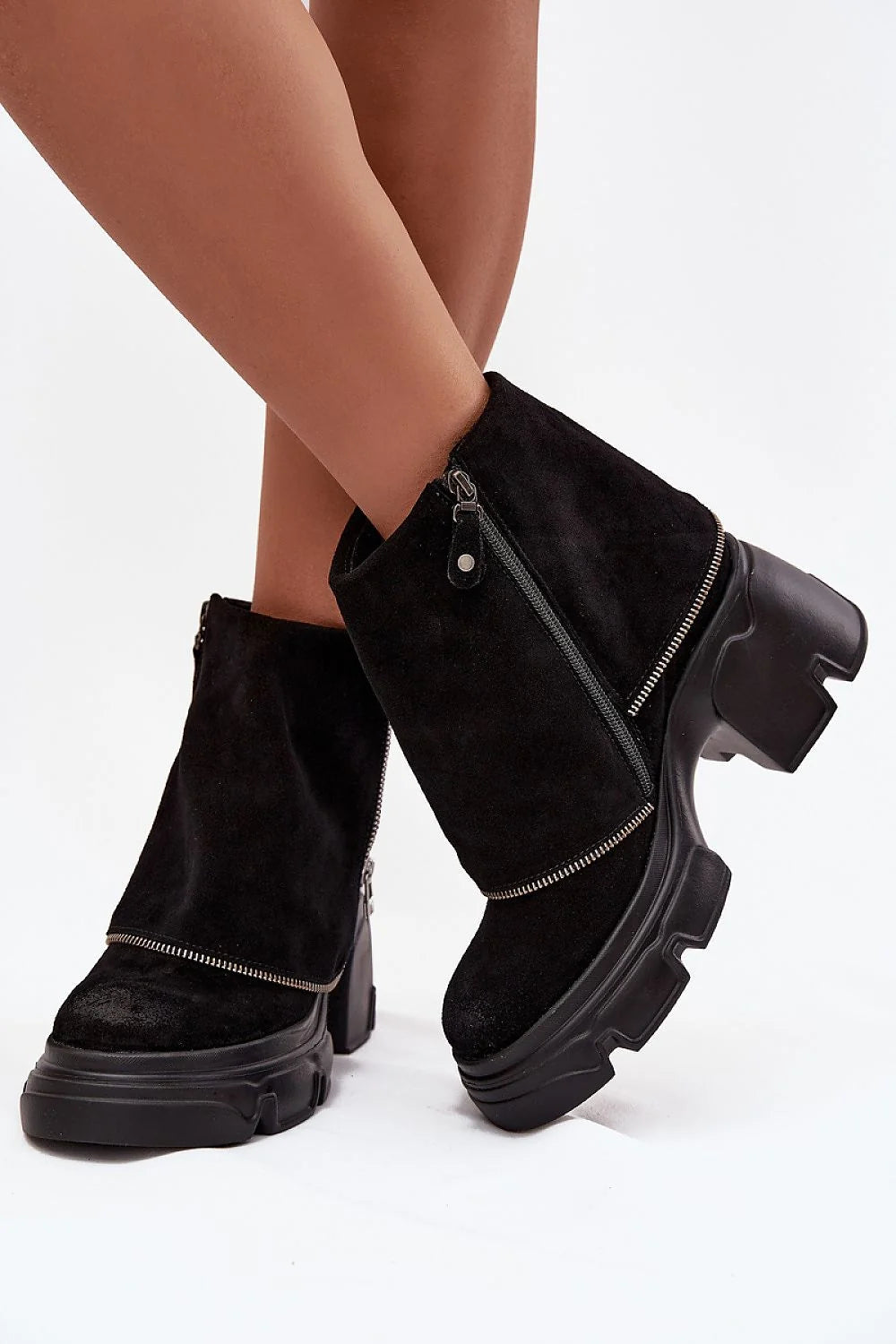 bottines femme cuir naturel noir tige mi cheville zip latéral zip décoratif semelle plateforme crantée talon bloc massif