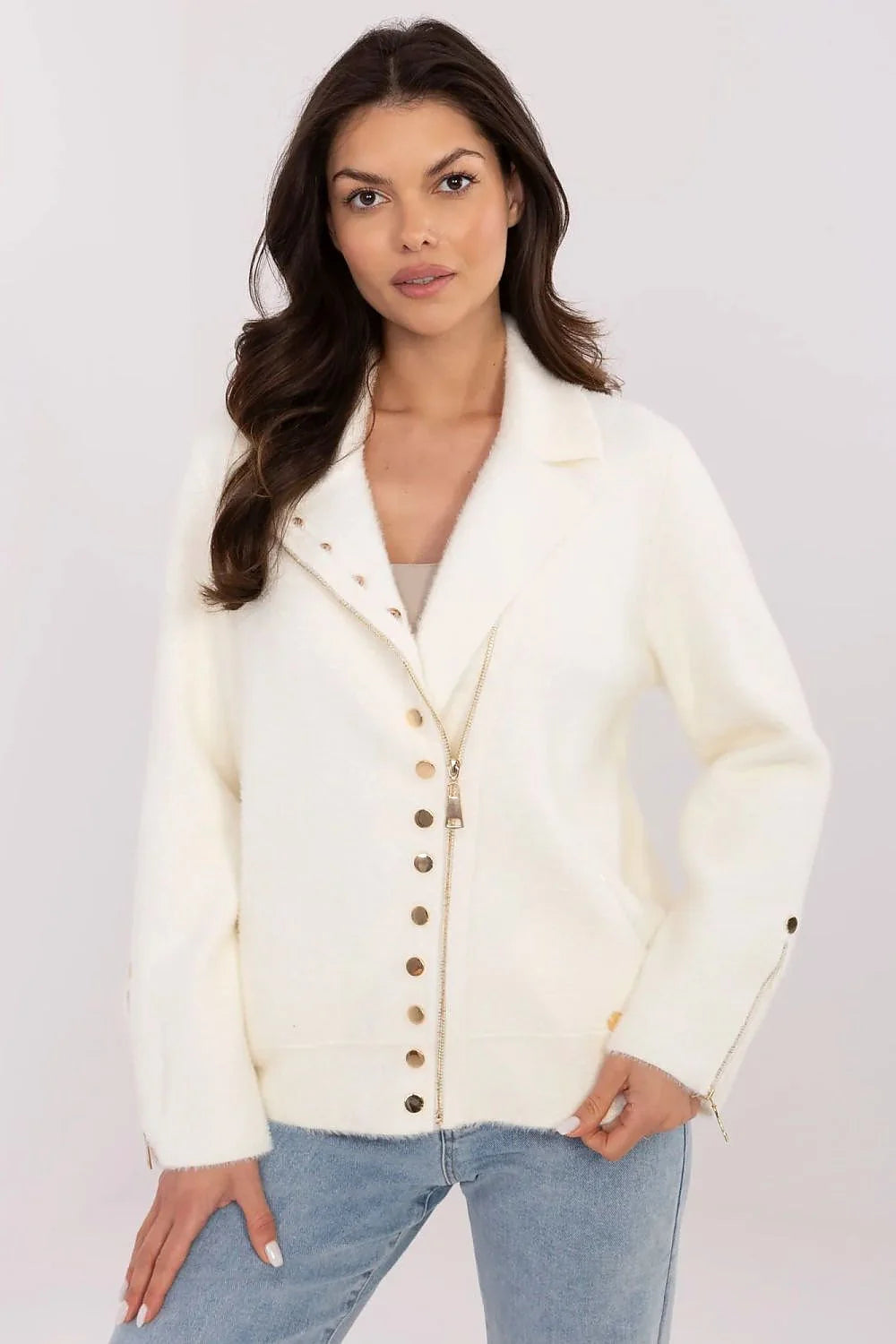 Manteau femme élégant moderne coupe droite col cranté fermeture éclair dorée boutons décoratifs manches longues poignets zippés poches inclinées laine mélangée