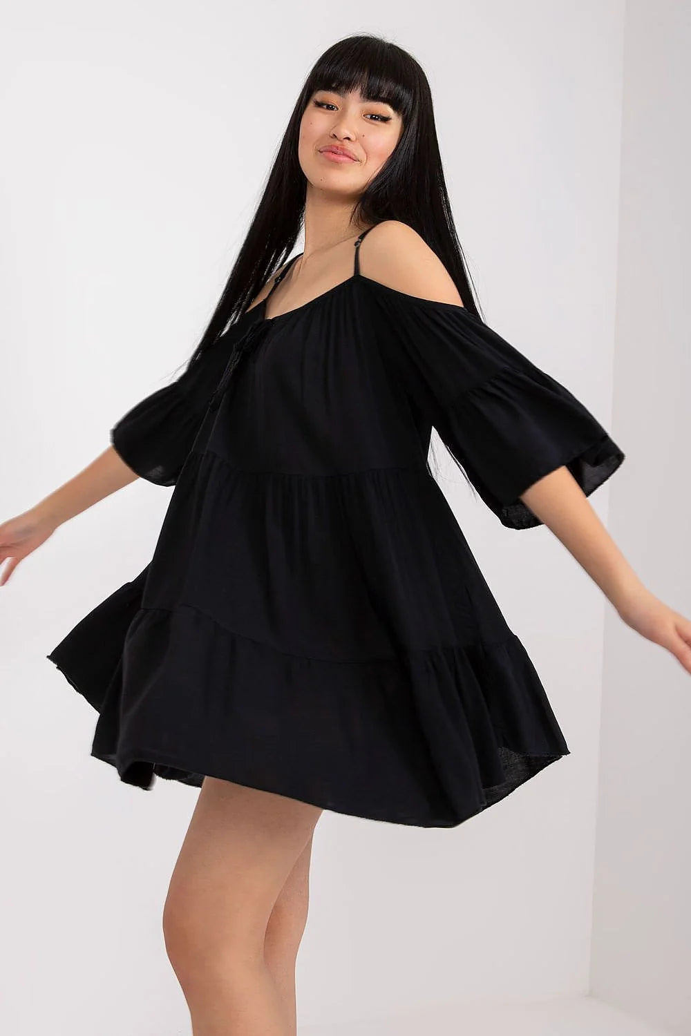 Robe d'été asymétrique manches épaules nues volants noir viscose respirante féminine décontractée élégante occasion quotidienne mode femme