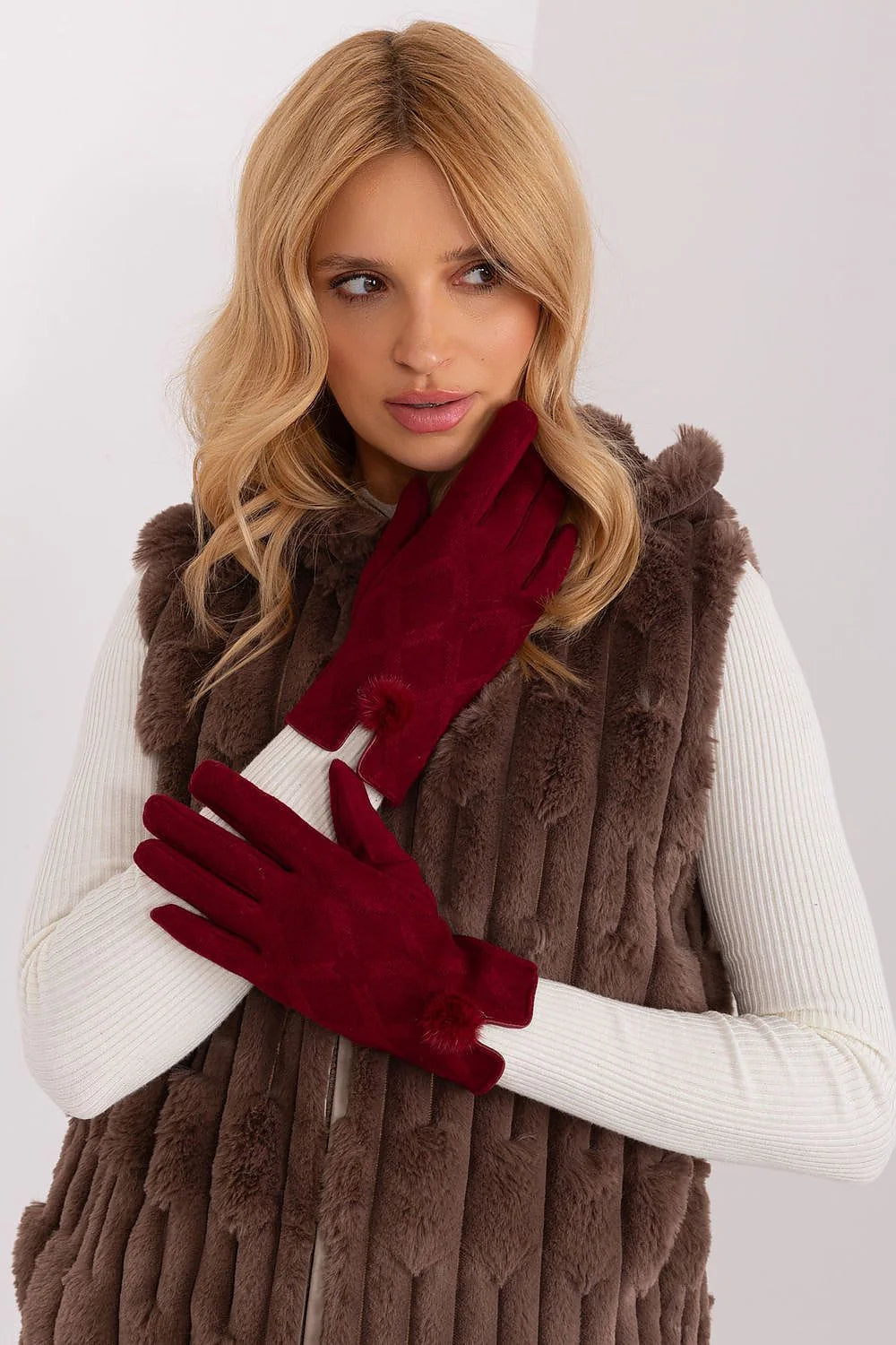 Gants élégants pour femmes en tissu isolant motif géométrique pompons poignets fleur brodée téléphone sans enlever coton élasthanne polyester collection hiver 2023 mode féminine