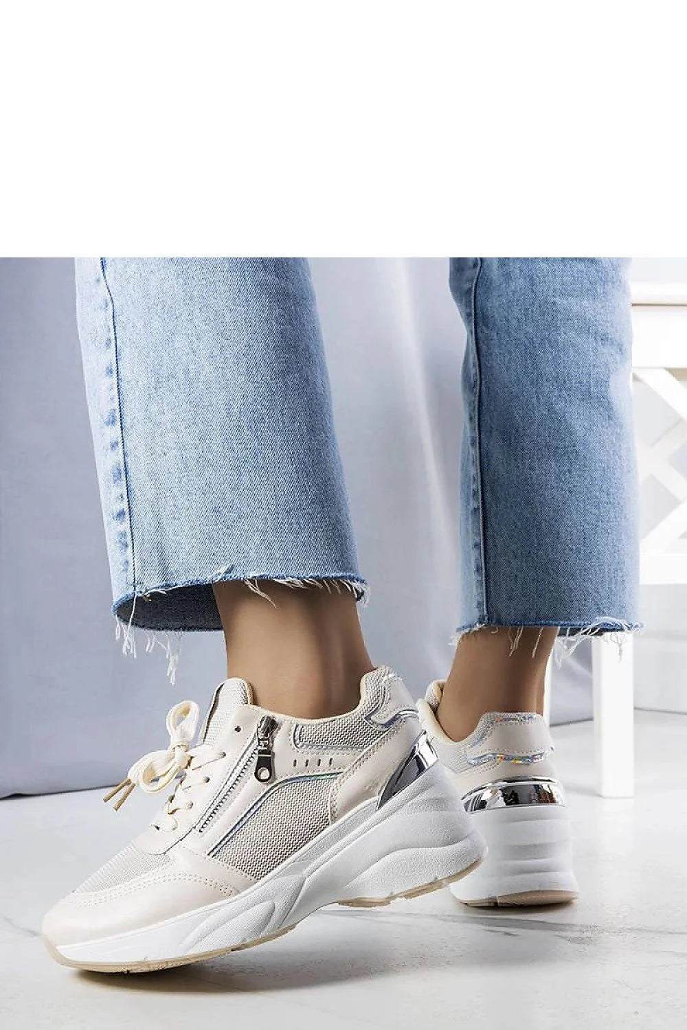 Baskets femme mode Solea beige compensées lacets mesh cuir synthétique semelle blanche summer collection occasionnels tendance confort