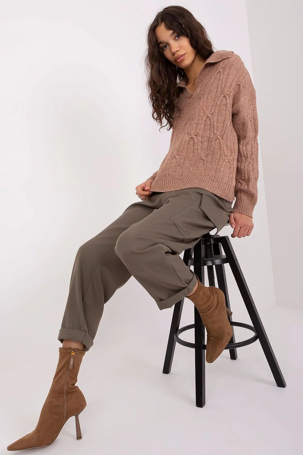 Pull femme décontracté élégant tricot torsadé couleur marron clair manches longues col V polo bords côtelés