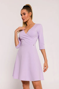lavande pastel féminine élégante portefeuille cachecoeur décolleté V manches trois quarts taille cintrée jupe Aline maille extensible courte bouton métallique