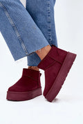 bottines femme courtes suédine écologique bordeaux fourrure épaisse plateforme massive isolante semelle crantée antidérapante bout rond coutures apparentes slipon