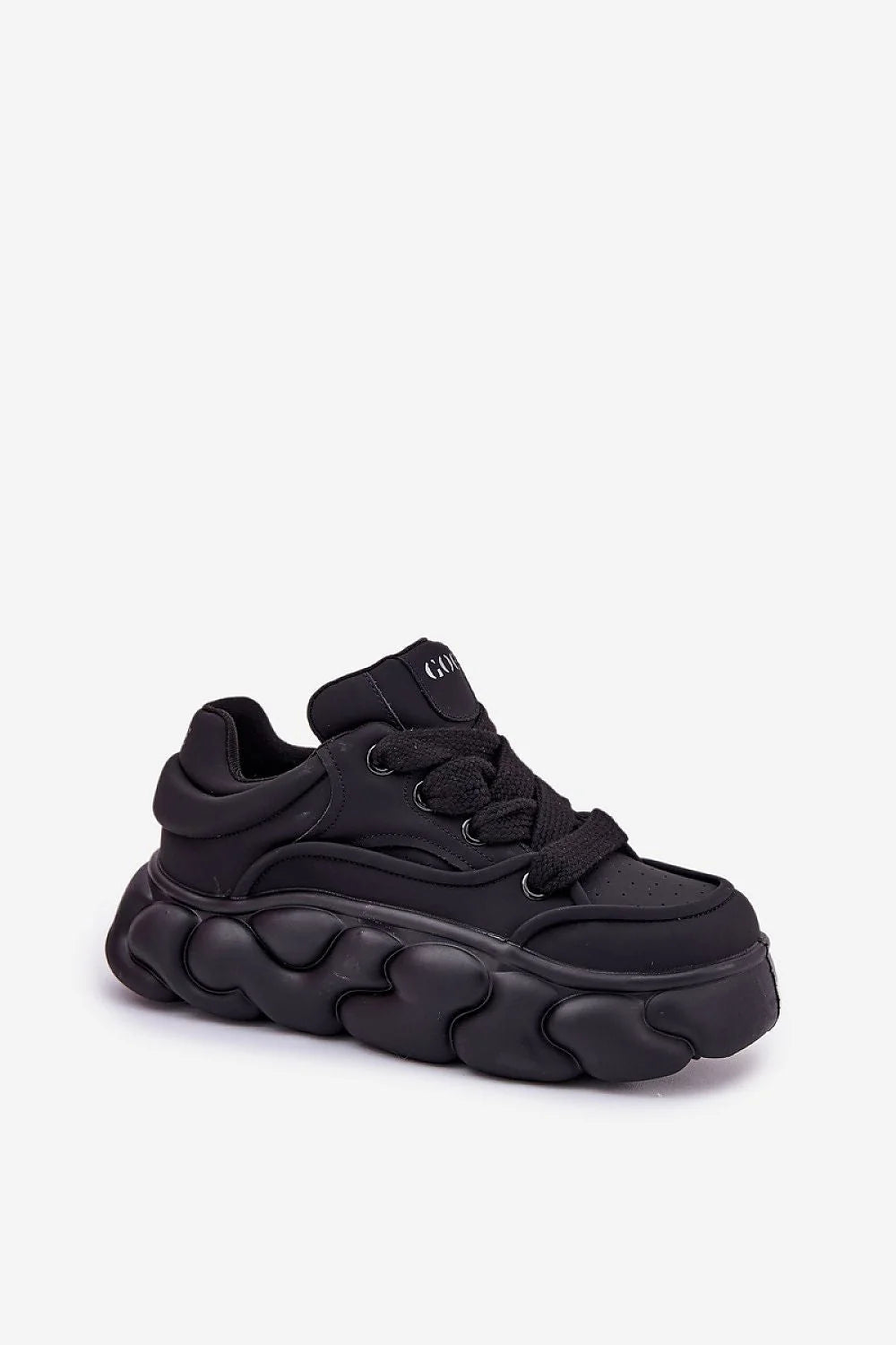 Chaussures de sport modernes pour femmes Step in style GOE design audacieux noir cuir semelle épaisse confort maximal