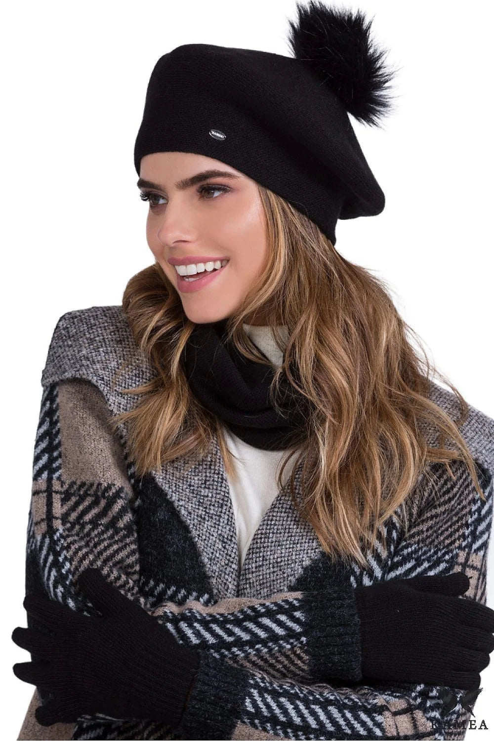 Béret Kamea élégant pour femme en laine doublée pompon éco plaque métallique noir uni tendance mode hiver automne