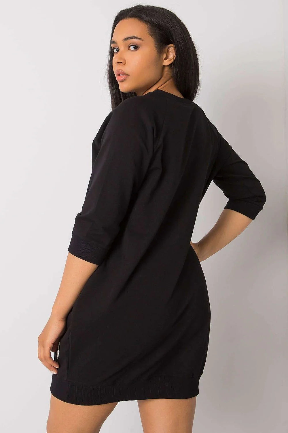 robe chemise grande taille oversize fuchsia coton élasthanne molleton manches trois quarts col V poches latérales coupe droite courte