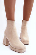 Bottes à talons épaiss Carré en suède écologique beige sand femme élégance mode occasion spéciale style moderne confortable