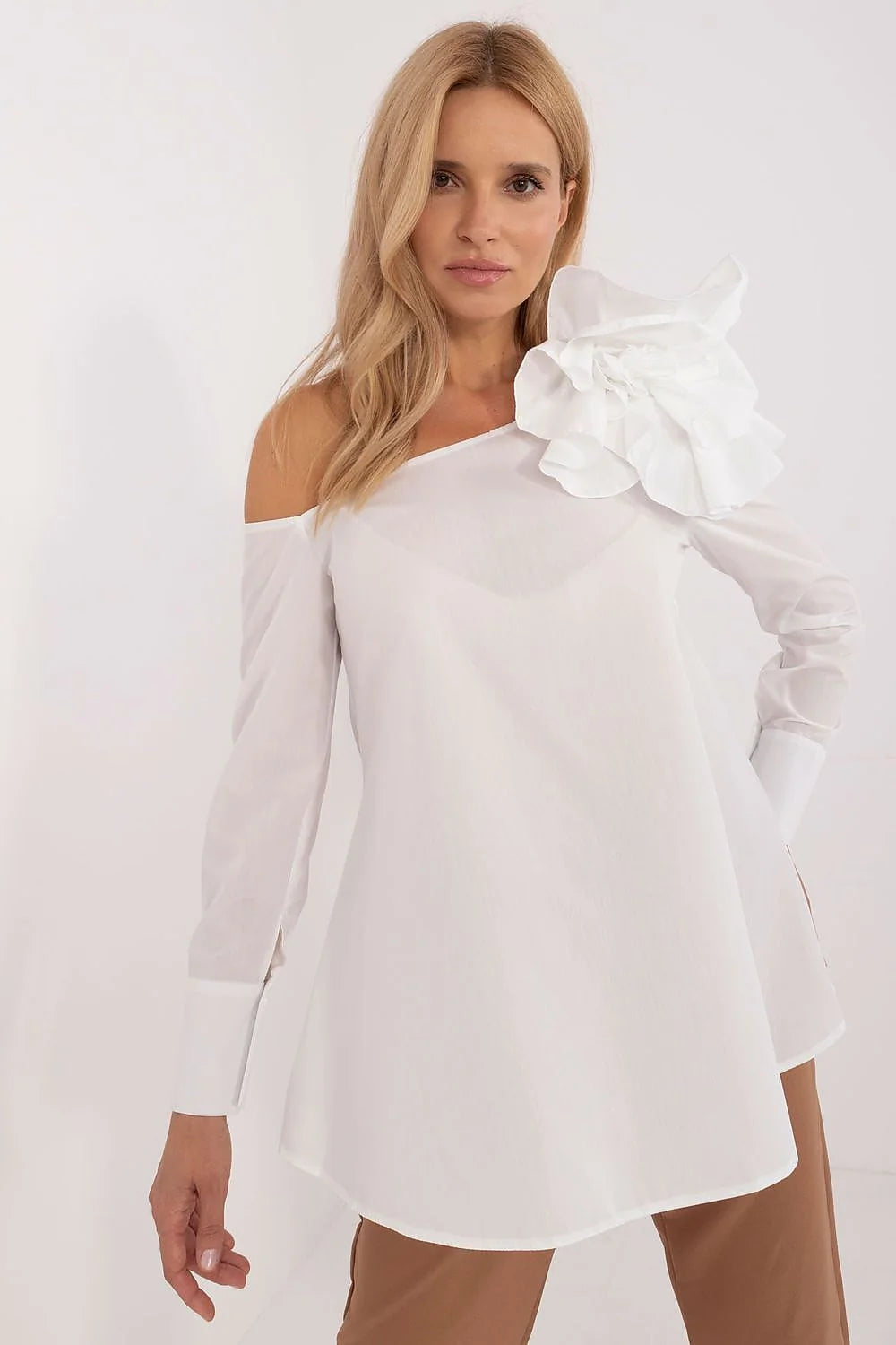 Chemisier Lakerta élégant asymétrique fleurs en tissu coton femme occasion formelle manches longues encolure bateau