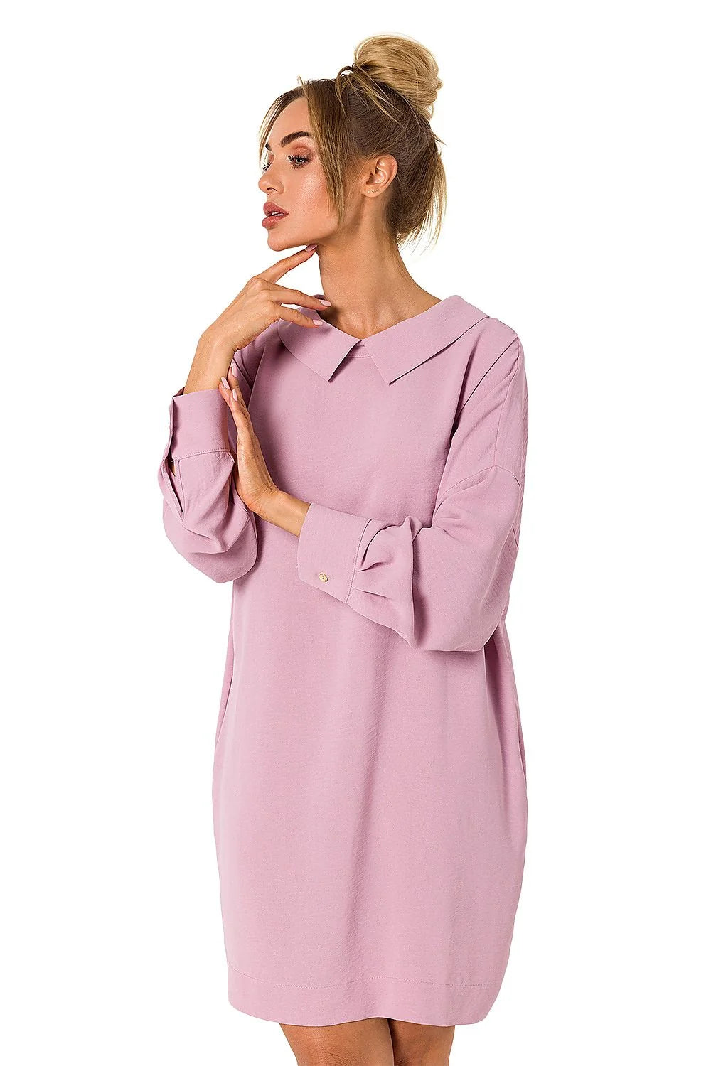 Robe de jour Moe courte femme tissu fluide couleur brun terreux manches longues poignets boutonnés col à revers