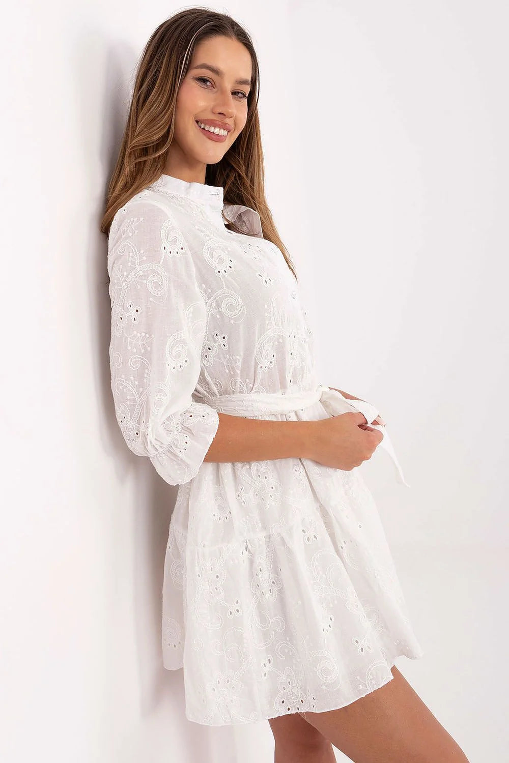 Robe de jour Lakerta en coton brodé motifs floraux et géométriques style bohème élégant pour femme occasions estivales et décontractées