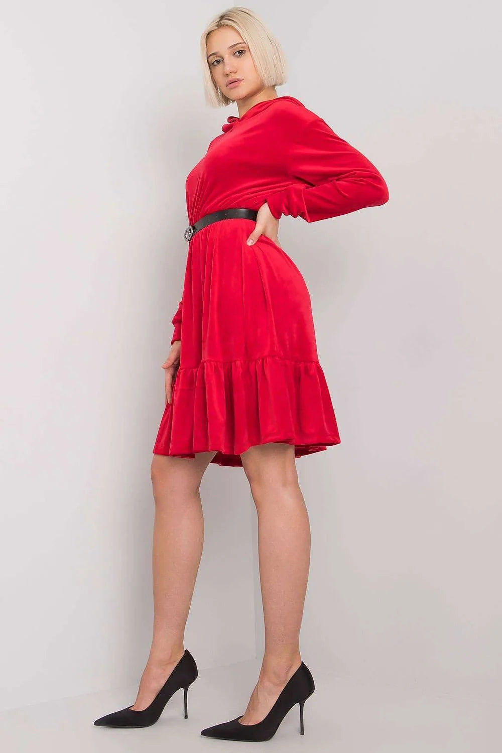 Robe velours marron élégante à col roulé manches longues avec ceinture boucle automne femme
