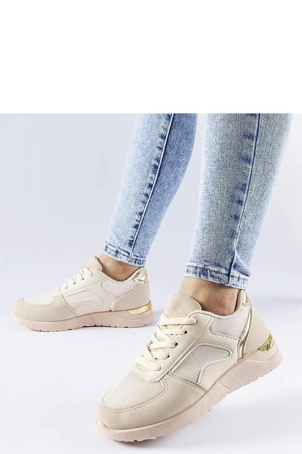 Baskets pour femmes modernes élégantes basse en cuir synthétique mesh beige doré confort style quotidien décontracté habillé