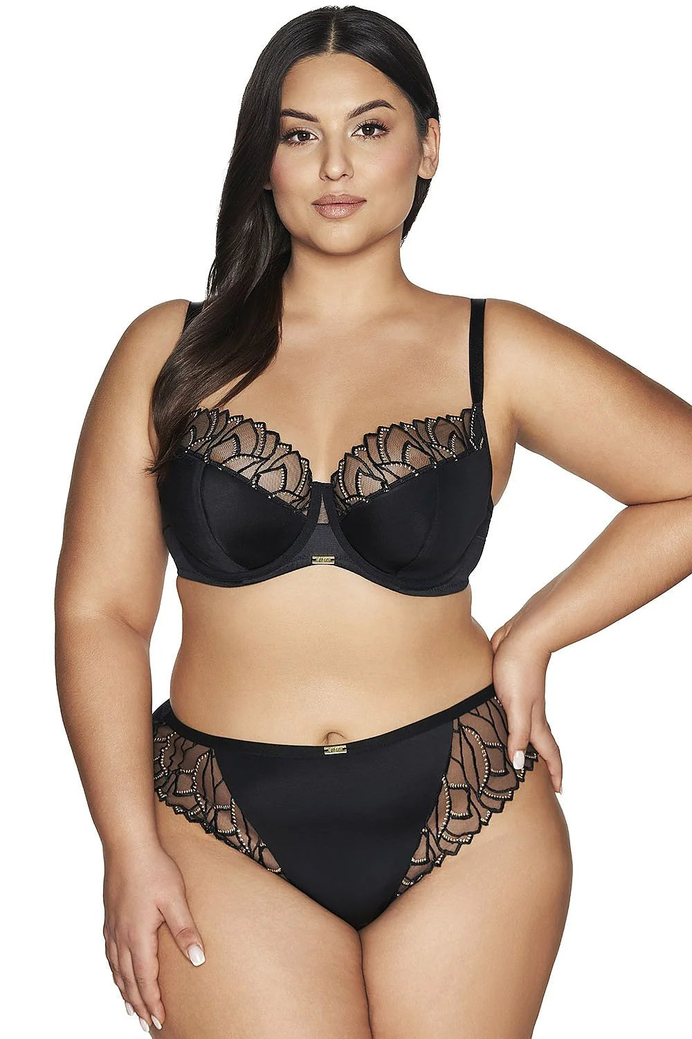 Soutien-gorge féminin élégant semi-rembourré dentelle noire confortable maintien excellent femmes poitrine forte ajustement parfait